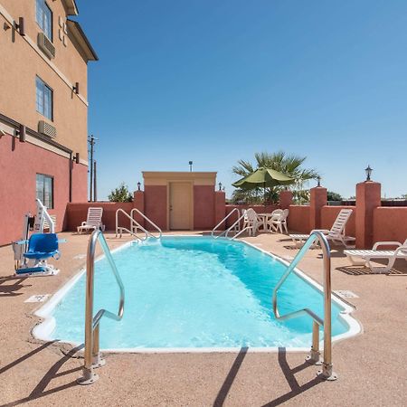 Отель Super 8 By Wyndham Abilene South Экстерьер фото